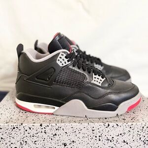AUTHENTIC Jordan 4 Retro Bred Reimagined size 10 FV5029-006 2024 PRE-OWNED